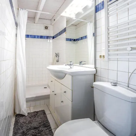 Centre By Interhome